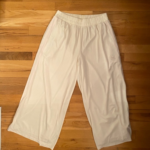 Adidas joggers - Picture 5 of 8